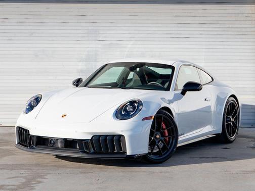 2026 Porsche 911 Carrera GTS