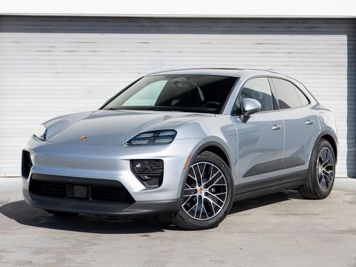 2026 Porsche Macan 