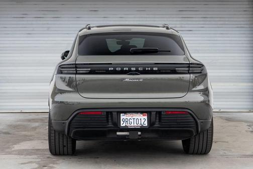 2024 Porsche Macan 4