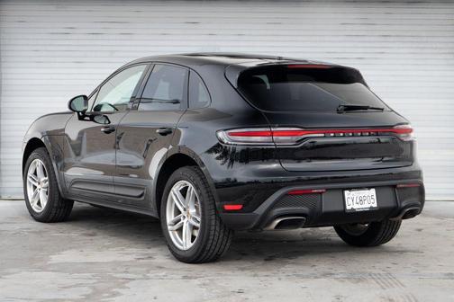 2025 Porsche Macan 