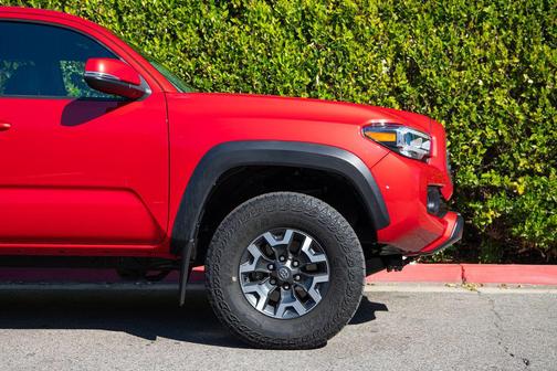 2022 Toyota Tacoma TRD Off Road