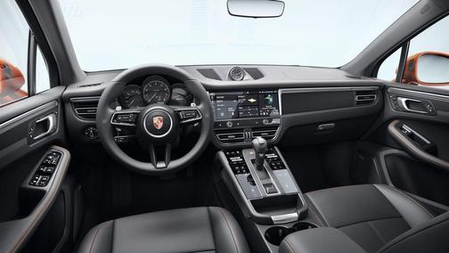 Papaya Metallic 2025 Porsche Macan Macan