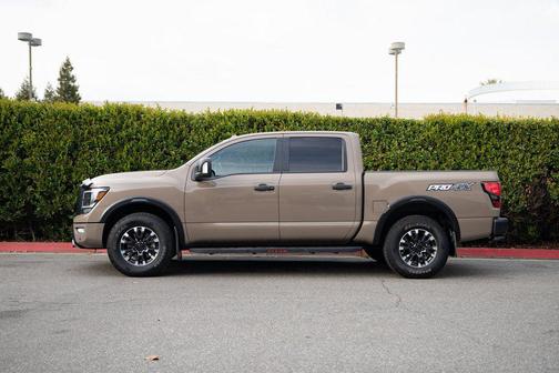 2021 Nissan Titan PRO-4X