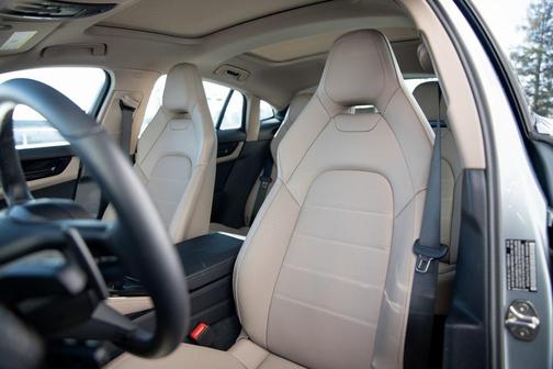 2025 Porsche Panamera 