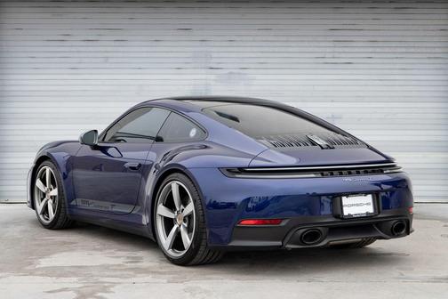 2025 Porsche 911 Carrera T