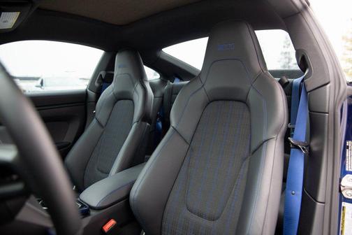 2025 Porsche 911 Carrera T