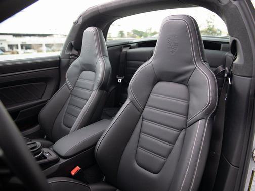 2026 Porsche 911 Targa 4 GTS