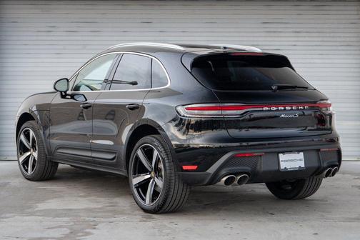 2026 Porsche Macan Macan S