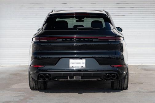 2026 Porsche Cayenne Cayenne Turbo E-Hybrid