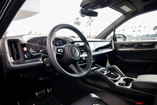 2026 Porsche Cayenne Cayenne Turbo E-Hybrid