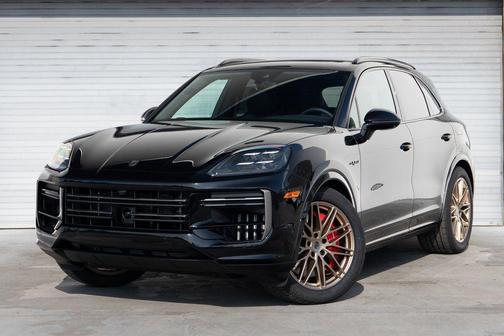2026 Porsche Cayenne Cayenne Turbo E-Hybrid