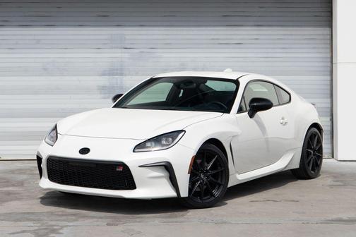 2024 Toyota GR86 Premium