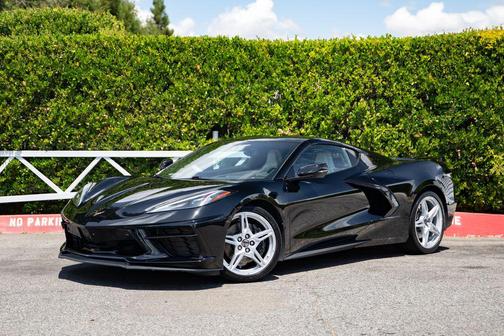 Black 2021 Chevrolet Corvette Stingray w/2LT
