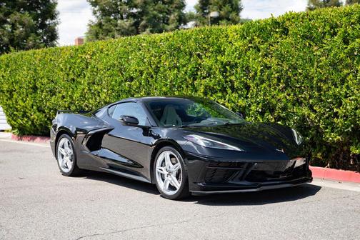 Black 2021 Chevrolet Corvette Stingray w/2LT