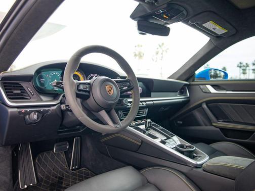 2022 Porsche 911 Turbo S