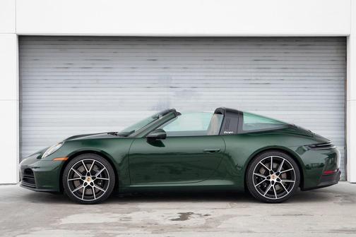 2026 Porsche 911 Targa 4S