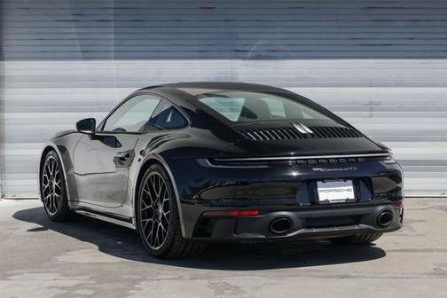 2024 Porsche 911 Carrera GTS