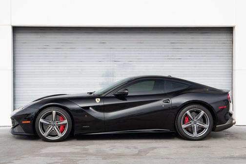 2014 Ferrari F12berlinetta Base