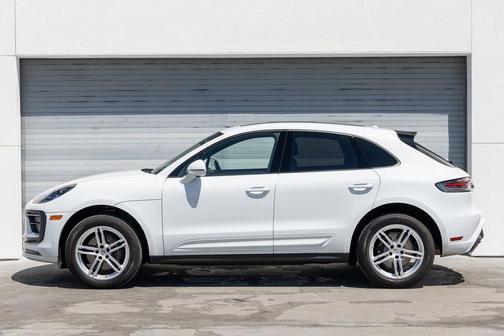 2023 Porsche Macan 