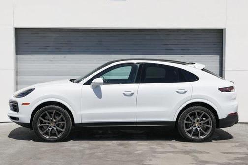 2023 Porsche Cayenne Cayenne S Platinum Edition
