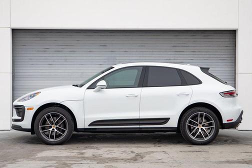 2022 Porsche Macan 