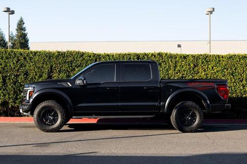 2025 Ford F-150 Raptor