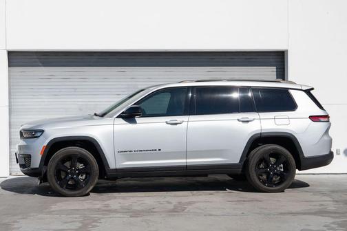 2023 Jeep Grand Cherokee L Altitude