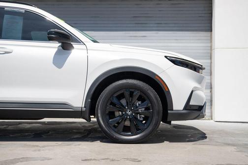 Platinum White Pearl 2023 Honda CR-V Hybrid Sport Touring AWD
