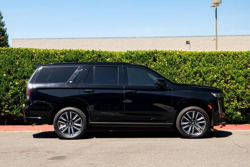 2024 Cadillac Escalade Sport Platinum