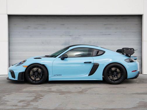 2025 Porsche 718 Cayman GT4 RS