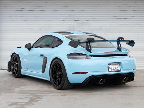 2025 Porsche 718 Cayman GT4 RS