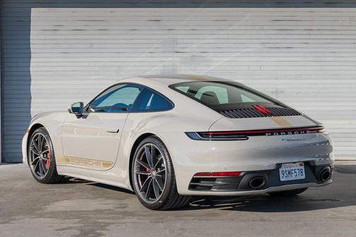 2021 Porsche 911 Carrera S