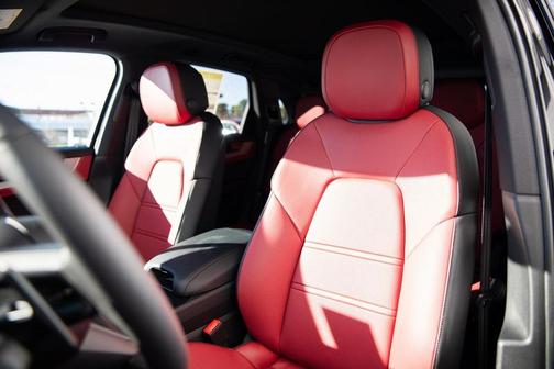 2026 Porsche Cayenne Cayenne E-Hybrid