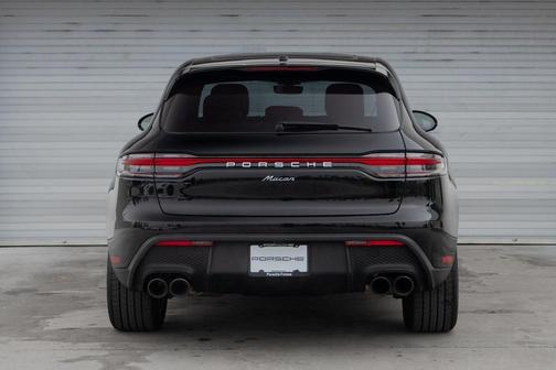 2025 Porsche Macan 