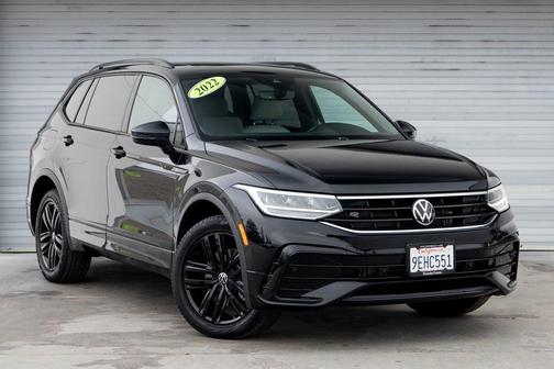 2022 Volkswagen Tiguan 2.0T SE R-Line Black