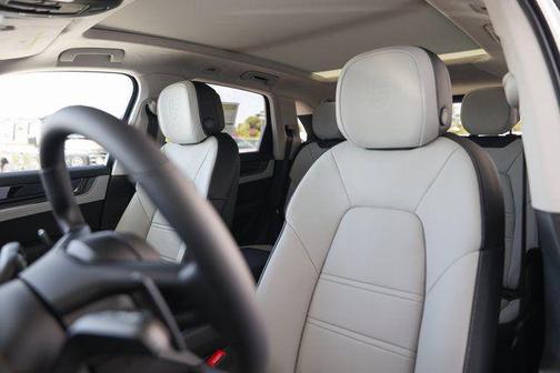 2025 Porsche Cayenne Cayenne Turbo E-Hybrid