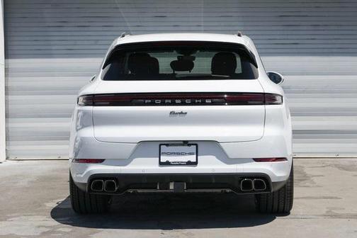 2025 Porsche Cayenne Turbo