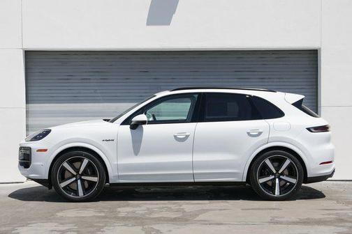 2025 Porsche Cayenne Cayenne Turbo E-Hybrid