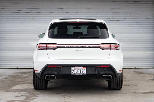 2025 Porsche Macan 