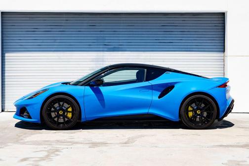 Seneca Blue 2024 Lotus Emira V6 First Edition