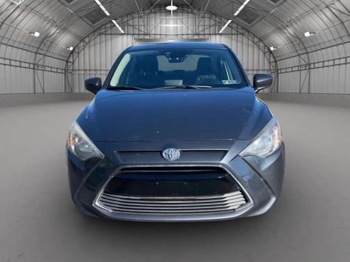 2017 Toyota Yaris iA Base
