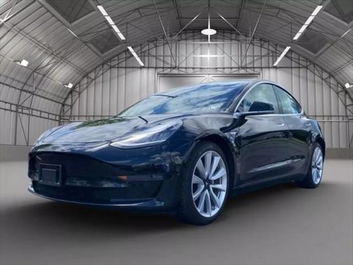 2020 Tesla Model 3 Long Range