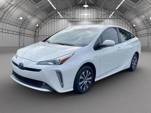 2019 Toyota Prius XLE