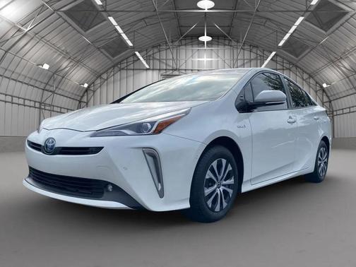 2019 Toyota Prius XLE