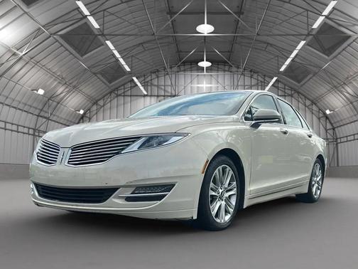 2014 Lincoln MKZ Hybrid Base