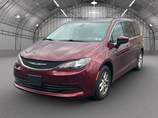 2020 Chrysler Voyager LXI
