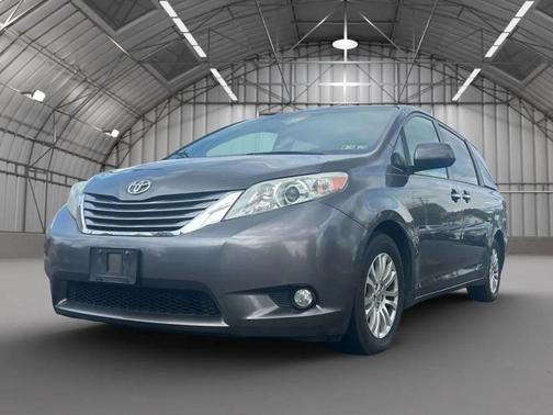 2016 Toyota Sienna Limited