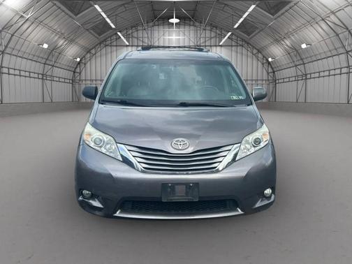 2016 Toyota Sienna Limited