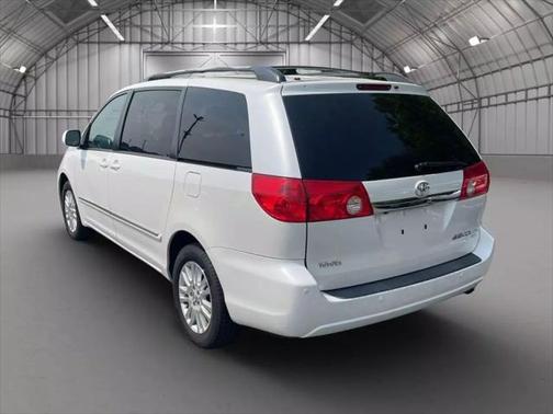 2008 Toyota Sienna XLE Limited
