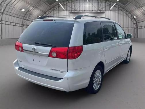 2008 Toyota Sienna XLE Limited